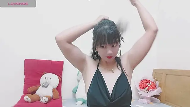 Snapshot of Holygirlsweet777 chatting on 02-12-25, 01:09 Holygirlsweet777 online show from 02-12-25, 01:09