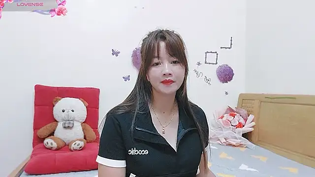 Snapshot of Holygirlsweet777 chatting on 11-07-25, 01:27 Holygirlsweet777 online show from 11-07-25, 01:27