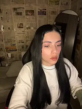 Snapshot of i_am_nina_ chatting on 05-04-26, 11:12 i am nina online show from 05-04-26, 11:12