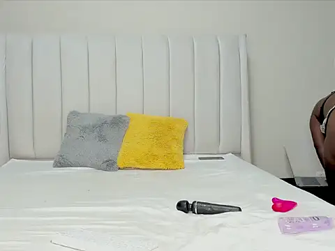  heavenlysent online show from 11-22-25, 04:00