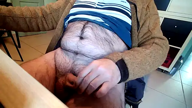 Dan3106x online show from 12-23-24, 01:03