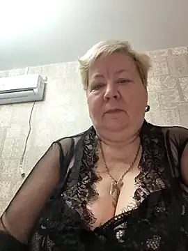 EffectFiona online show from 01-18-25, 02:25