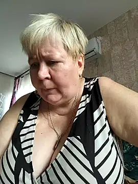 EffectFiona online show from 09-30-25, 04:50