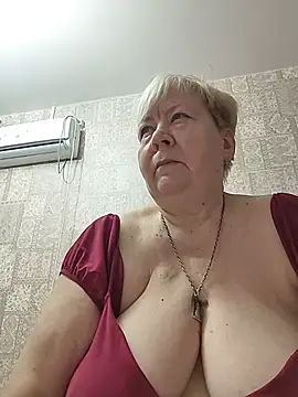 EffectFiona online show from 03-11-26, 12:49