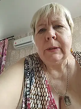 EffectFiona online show from 03-21-26, 04:06