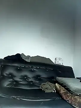 Gegeix online show from 10-20-25, 01:39