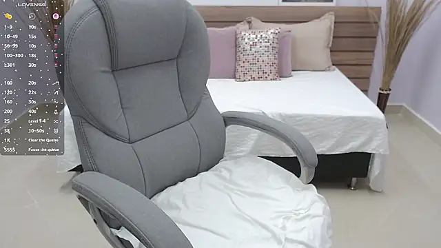 sophia hadid online show from 03-10-26, 12:21