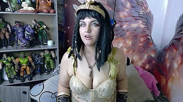 Snapshot of cristina_blu21 chatting on 07-18-26, 10:19 cristina blu21 online show from 07-18-26, 10:19