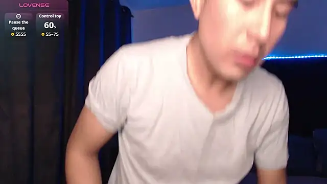 andrewmhilton  online show from 06-11-26, 06:11