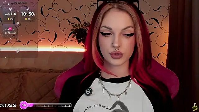 BratzieDarsie online show from 10-14-25, 12:06