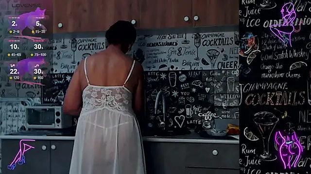 Snapshot of Celine_Faer1 chatting on 12-15-25, 07:01 Celine Faer1 online show from 12-15-25, 07:01