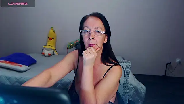 Celine Faer1 online show from 04-06-26, 05:14