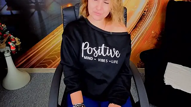 EmmaxPark online show from 12-15-25, 07:12