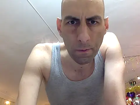 Snapshot of HandsomeAlfie chatting on 03-09-26, 02:04 HandsomeAlfie online show from 03-09-26, 02:04