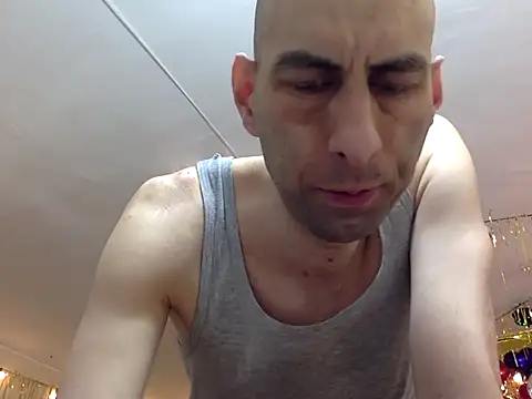 Snapshot of HandsomeAlfie chatting on 03-19-26, 05:22 HandsomeAlfie online show from 03-19-26, 05:22