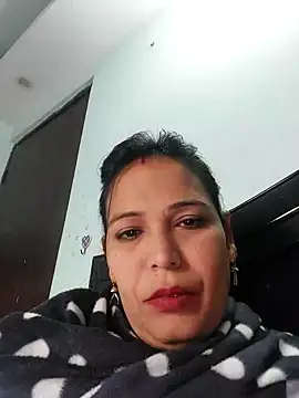 Poojabhabi101 online show from 12-21-24, 07:45