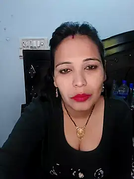 Poojabhabi101 online show from 01-01-25, 06:47