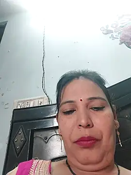 Snapshot of Poojabhabi101 chatting on 04-29-26, 06:06 Poojabhabi101 online show from 04-29-26, 06:06
