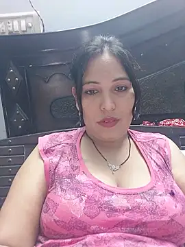 Snapshot of Poojabhabi101 chatting on 05-09-26, 06:40 Poojabhabi101 online show from 05-09-26, 06:40