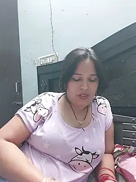 Snapshot of Poojabhabi101 chatting on 05-15-26, 06:26 Poojabhabi101 online show from 05-15-26, 06:26