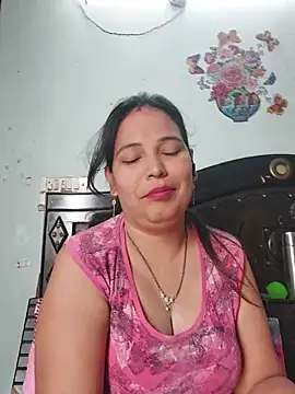 Snapshot of Poojabhabi101 chatting on 05-25-26, 05:24 Poojabhabi101 online show from 05-25-26, 05:24
