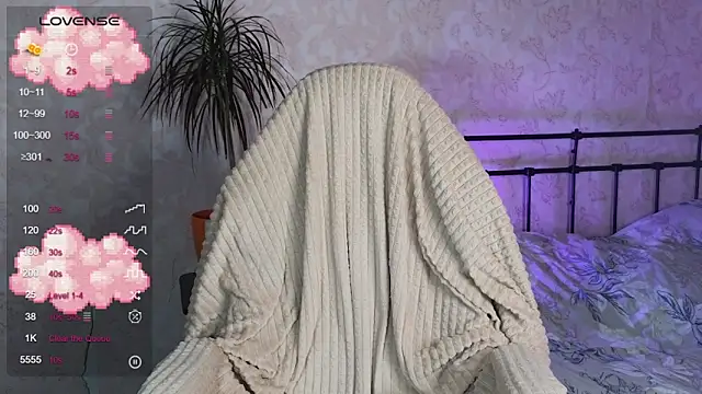 lil luna x online show from 04-18-26, 05:28