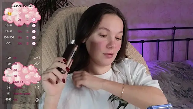 lil luna x online show from 04-19-26, 10:01