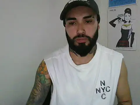 Snapshot of transgenderboy chatting on 07-15-26, 10:59 transgenderboy online show from 07-15-26, 10:59