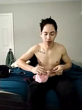 Snapshot of LiverandBrat77 chatting on 12-18-24, 06:10 LiverandBrat77 online show from 12-18-24, 06:10