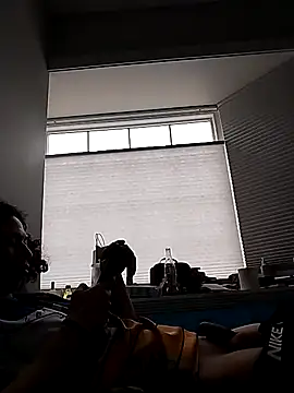 Snapshot of LiverandBrat77 chatting on 02-08-25, 03:31 LiverandBrat77 online show from 02-08-25, 03:31