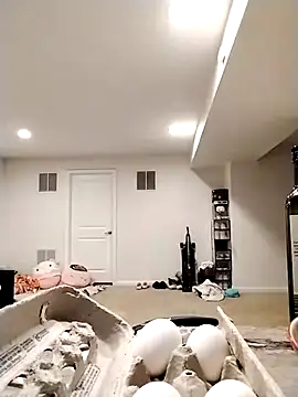 Snapshot of LiverandBrat77 chatting on 10-28-25, 08:22 LiverandBrat77 online show from 10-28-25, 08:22