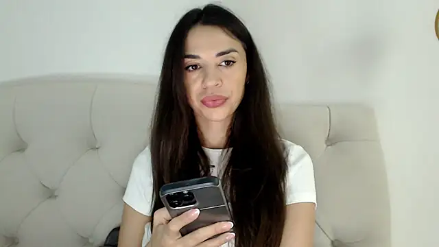 Mika Gold online show from 11-23-25, 11:32