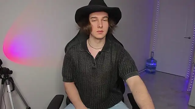 Vincent Strong online show from 01-05-25, 12:10