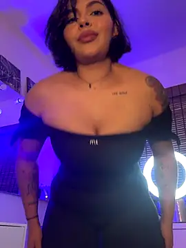 GigiiStone online show from 11-05-25, 09:48