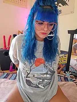 Snapshot of anyalikestosuck chatting on 09-24-25, 04:32 anyalikestosuck online show from 09-24-25, 04:32