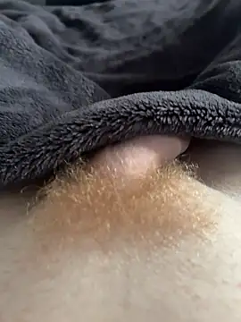 Snapshot of Gayginger86 chatting on 01-17-26, 05:56 Gayginger86 online show from 01-17-26, 05:56