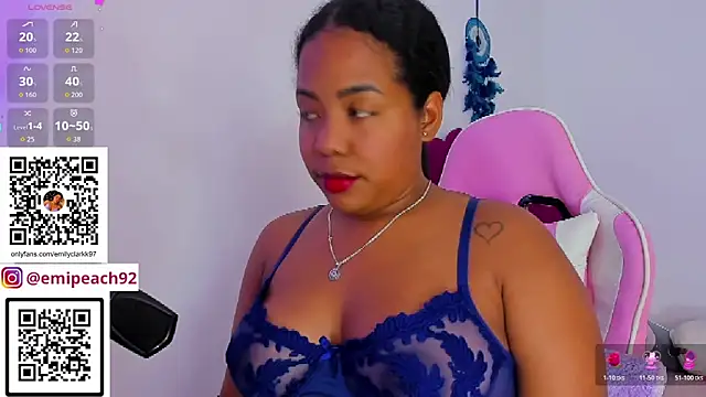 Snapshot of samanthaabloom chatting on 05-14-26, 03:02 samanthaabloom online show from 05-14-26, 03:02