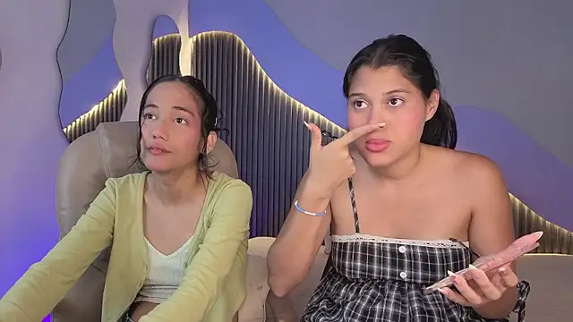 hot little bunny online show from 03-13-26, 09:10