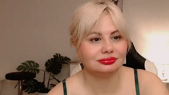 Lola Richie online show from 03-30-26, 05:08