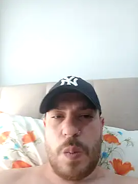 Snapshot of Sexis26 chatting on 03-07-26, 01:08 Sexis26 online show from 03-07-26, 01:08