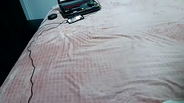 Snapshot of Kellynha_Sweet chatting on 02-25-25, 11:11 Kellynha Sweet online show from 02-25-25, 11:11