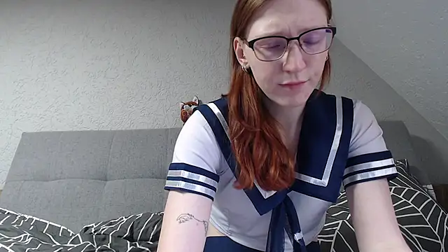 Snapshot of FinaFoxy chatting on 07-31-26, 08:47 FinaFoxy online show from 07-31-26, 08:47
