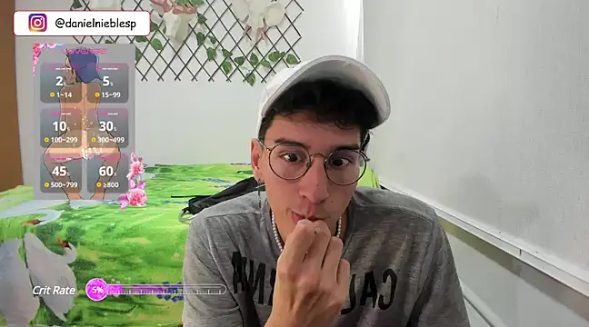 Snapshot of Jackson_Careyy chatting on 01-09-25, 06:57 Jackson Careyy online show from 01-09-25, 06:57