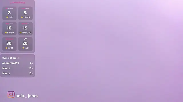 Snapshot of Ania_jones chatting on 12-27-24, 11:10 Ania jones online show from 12-27-24, 11:10