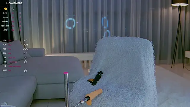 Nicole Greene  online show from 12-06-24, 10:19