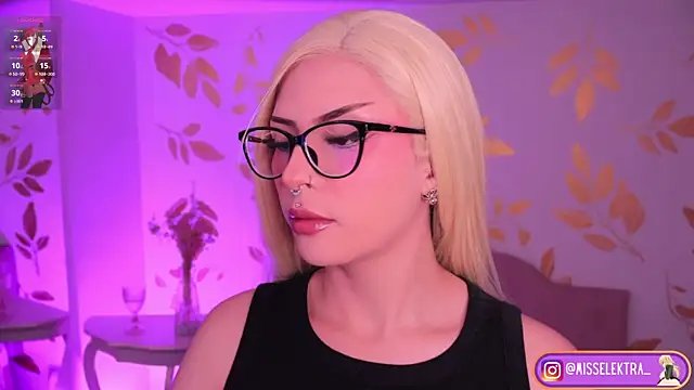 Snapshot of Misselektra__ chatting on 02-25-26, 05:28 Misselektra online show from 02-25-26, 05:28