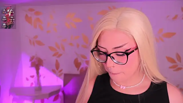 Snapshot of Misselektra__ chatting on 03-06-26, 06:10 Misselektra online show from 03-06-26, 06:10