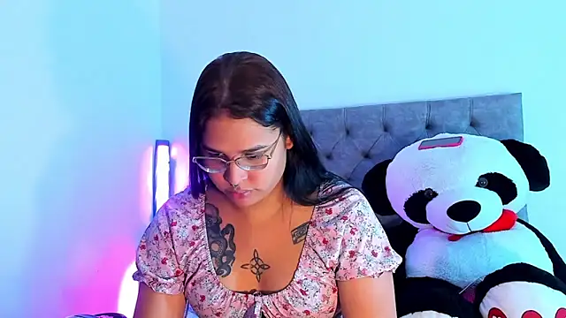 mabellfox online show from 12-04-25, 05:17