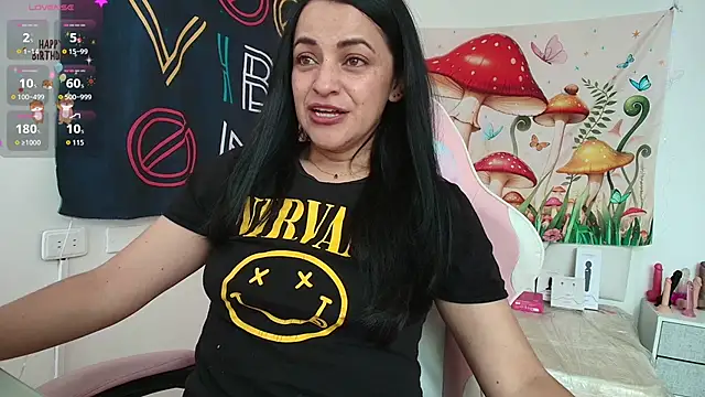 LovelyAzucena online show from 04-23-26, 03:14