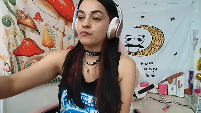 LovelyAzucena online show from 06-10-26, 03:11